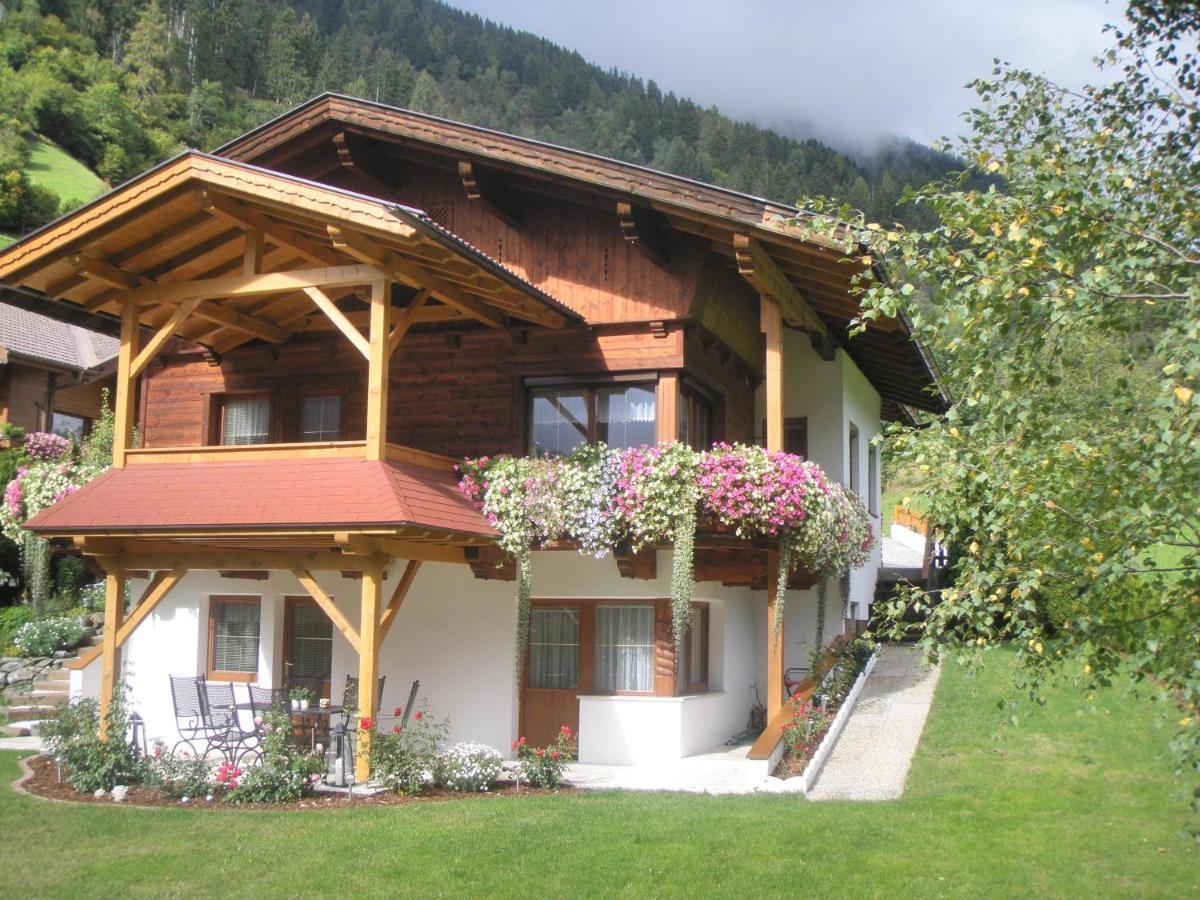 Landhaus Knoflach Neustift im Stubaital Pokoj fotografie